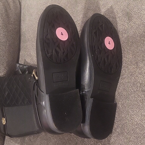 Michael Kors Boots - Picture 3 of 4